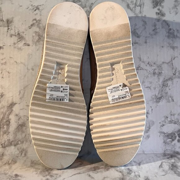 Womens Clarks Slip On Size 8 Leather/Canvas Upper Striped Serena Paige Tan/White - Picture 5 of 8